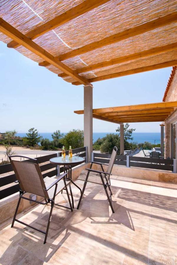 Mare Pedra Villas Skála Marión Buitenkant foto
